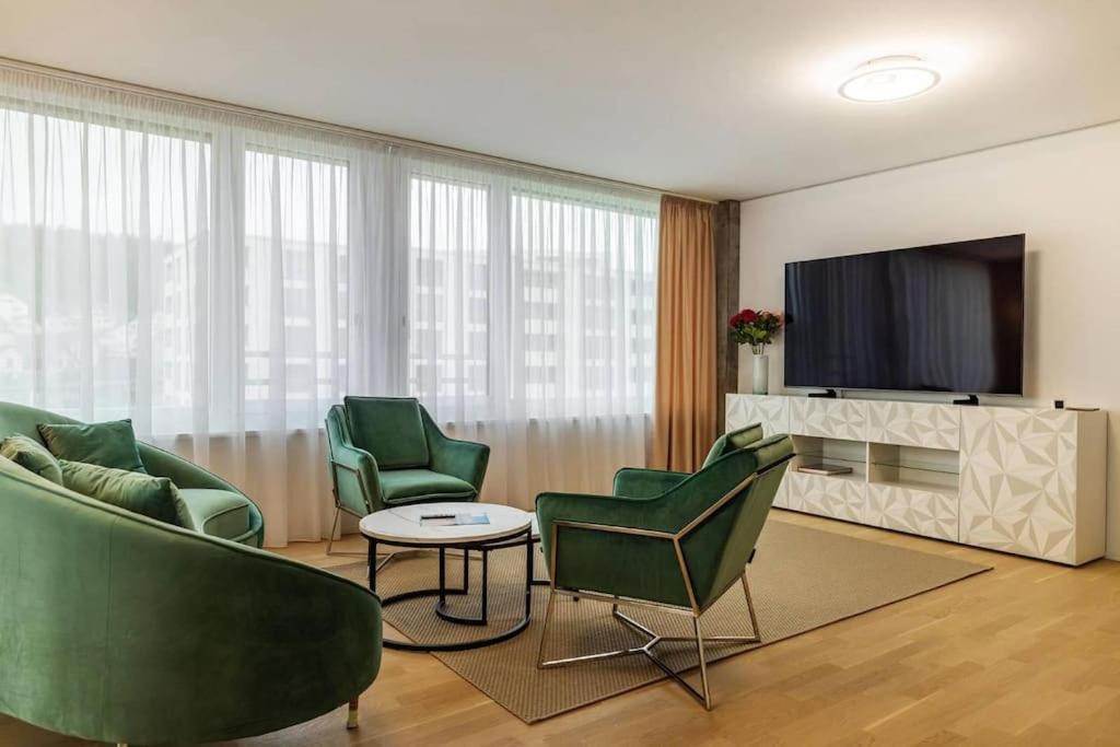 Prestigious Apt In Rhygarden Διαμέρισμα Neuhausen Am Rheinfall Εξωτερικό φωτογραφία